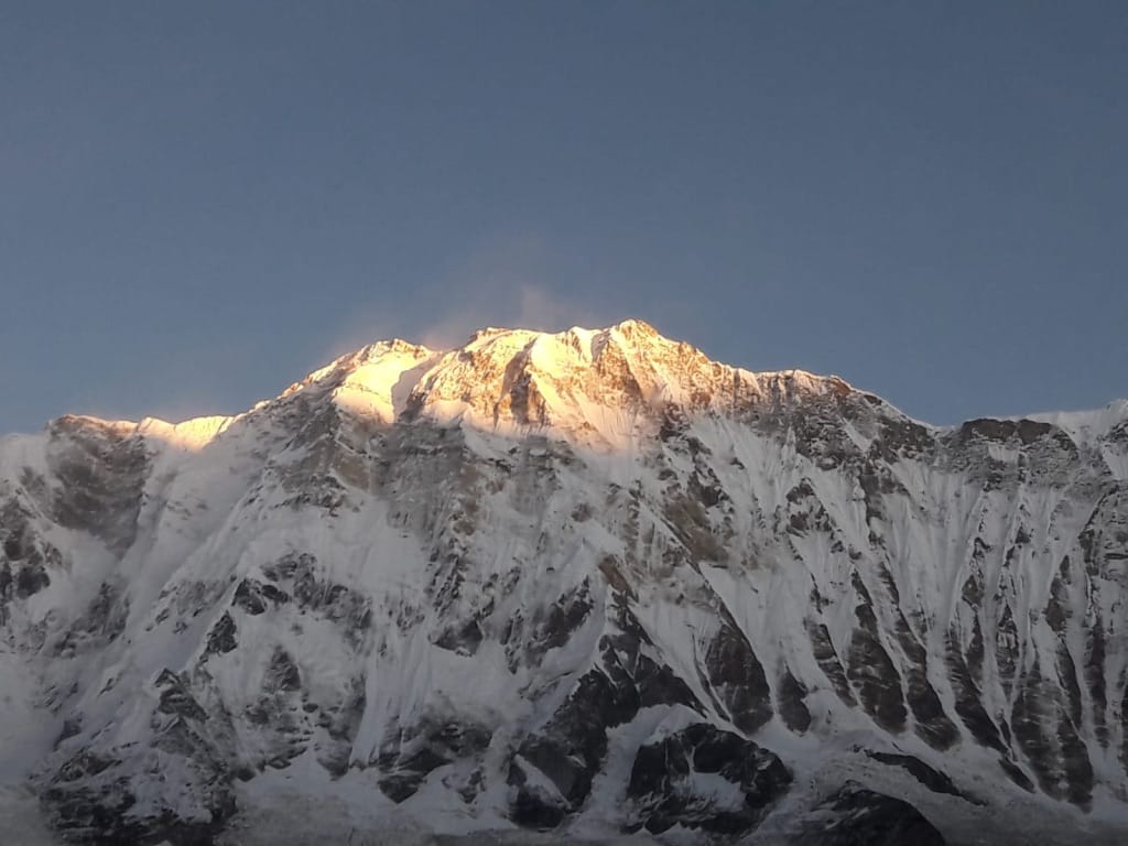 Cime innevate in Nepal